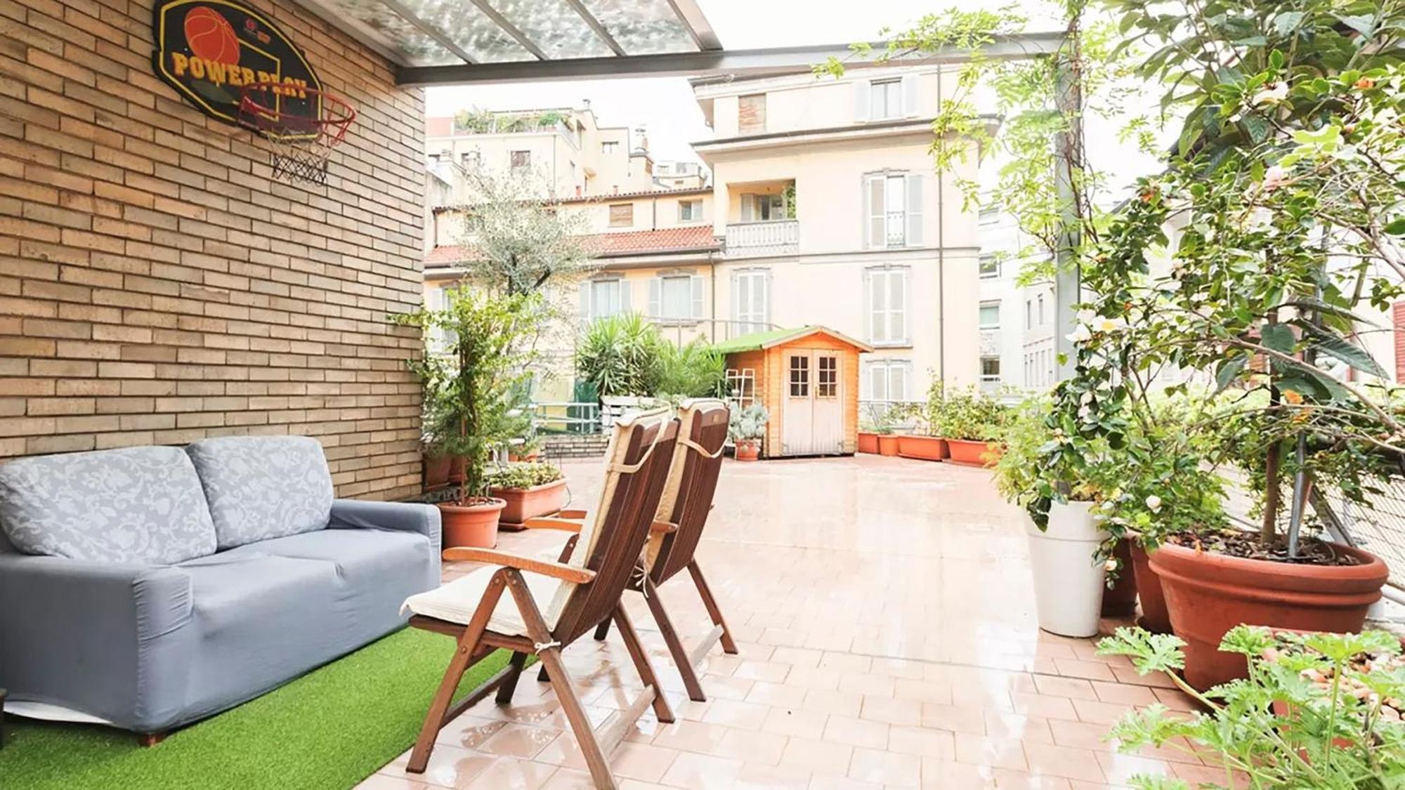 Classbnb - Two Apartments 400 Meters From The Duomo Милано Екстериор снимка