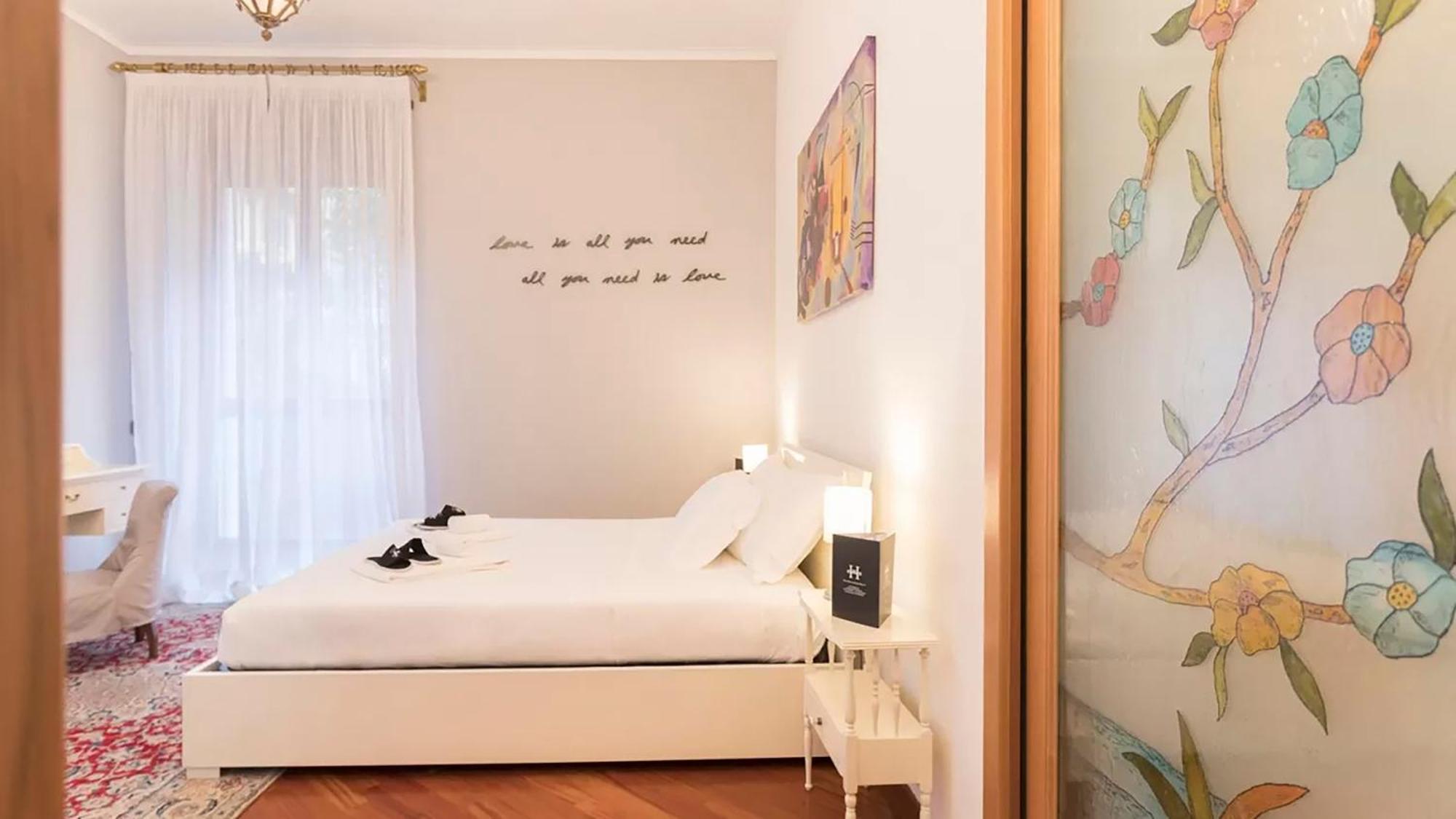Classbnb - Two Apartments 400 Meters From The Duomo Милано Екстериор снимка